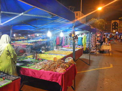 Anjung Kinabalu (AKINA Night Market) — Kota Kinabalu, Sabah