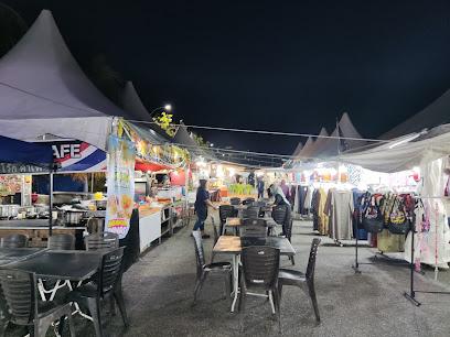 Dataran Pekan Rabu Night Market — Pekan, Pahang