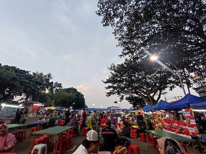 Jalan Maharani Night Market — Muar, Johor