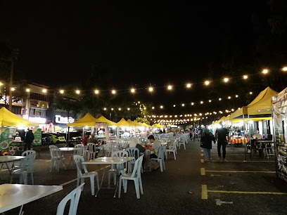 KL Night Street — Kuala Lumpur, Federal Territory of Kuala Lumpur