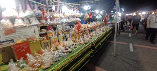 Pasar malam Shah Alam Seksyen 24 — Shah Alam, Selangor