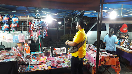 Pasar Malam Taman Putra Perdana Ahad Selasa — Puchong, Selangor