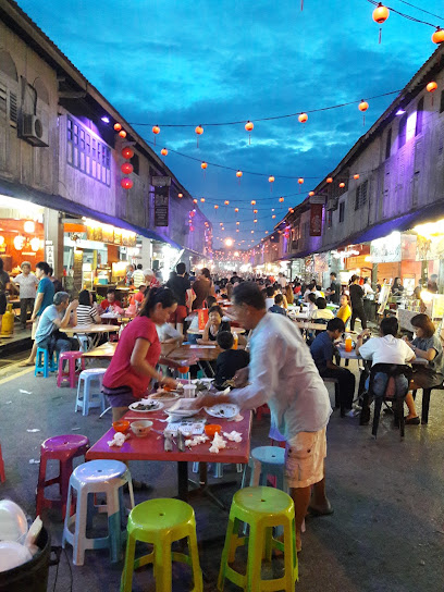 Siniawan Night Market — Bau, Sarawak