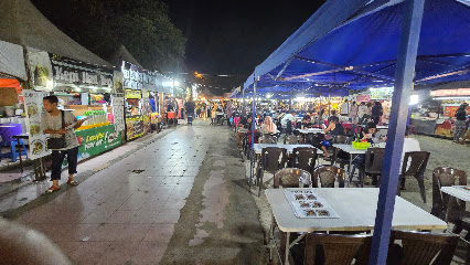 Tanjung Aru Beach Night Market — Kota Kinabalu, Sabah