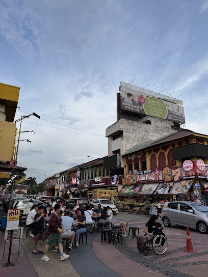 Weekend Night market — Ipoh, Perak